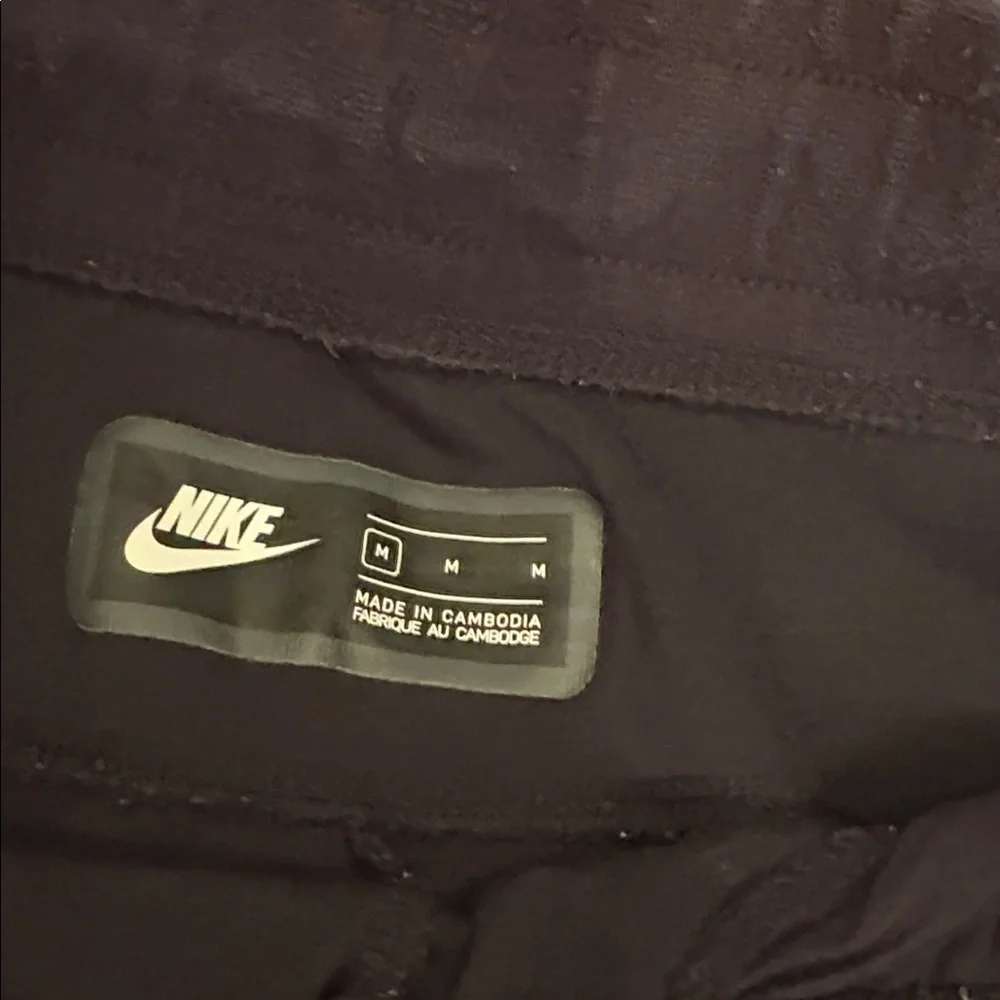 Nike Tech Fleece Sweatpants - Picture 5 of 5